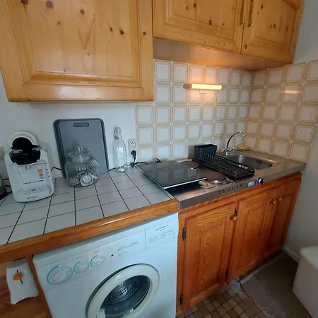 2 Pieces Lumineux, 4 Couchages, Proche Et Commerces, Terrasse, Grau D'agde - Fr-1-423-291